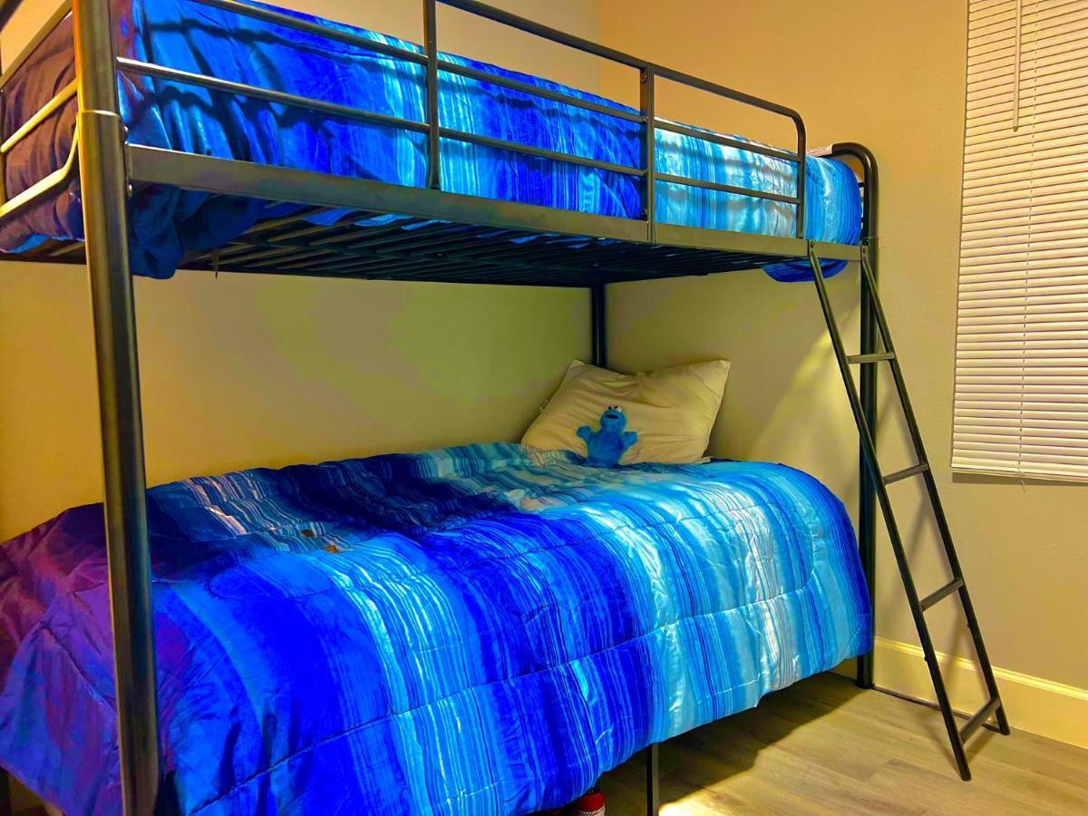 Stop Inn Stay Hostel ヒューストン エクステリア 写真