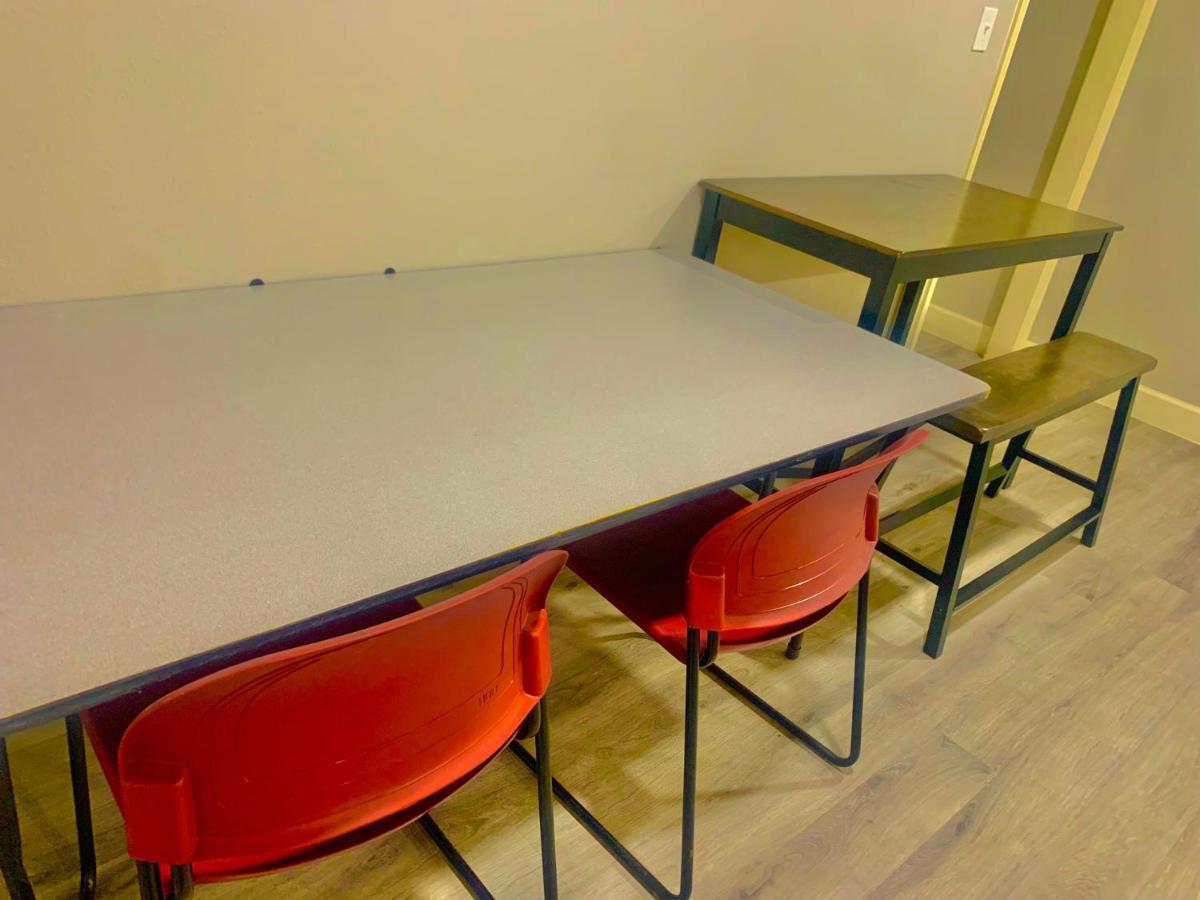 Stop Inn Stay Hostel ヒューストン エクステリア 写真
